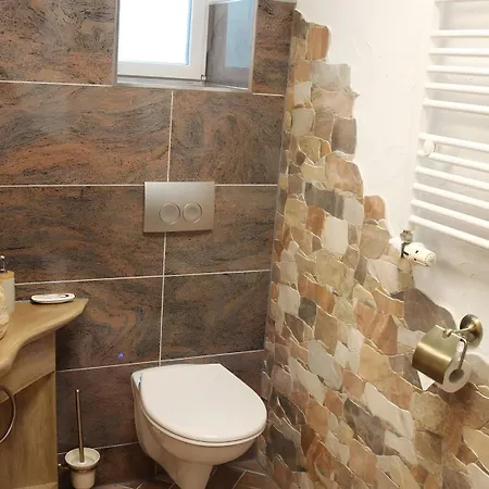 Fuer 8 Personen 160 M² *